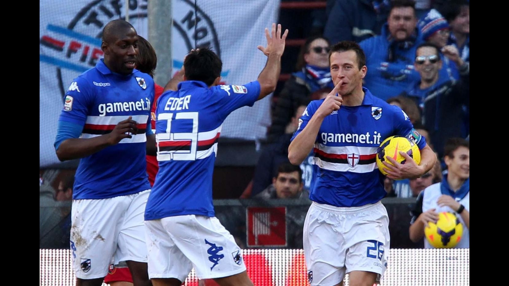 Serie A: Gastaldello piega Cagliari, è festa Sampdoria