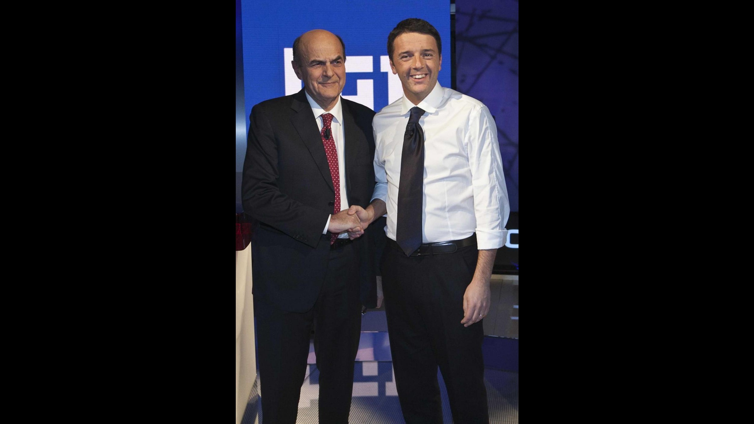 Primarie, Bersani vince il ballottaggio con il 61,1% di preferenze
