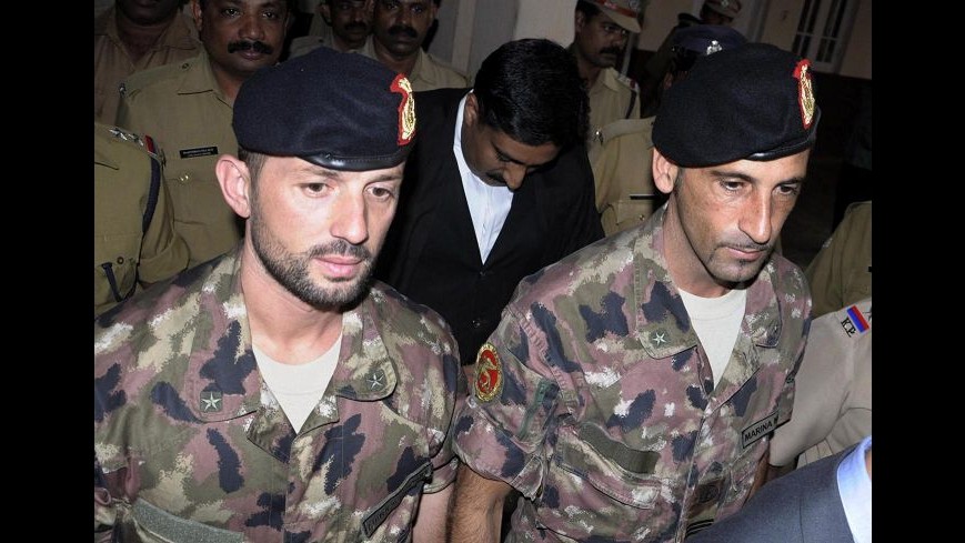 Marò, governo indiano rassicura: No a pena di morte per militari italiani