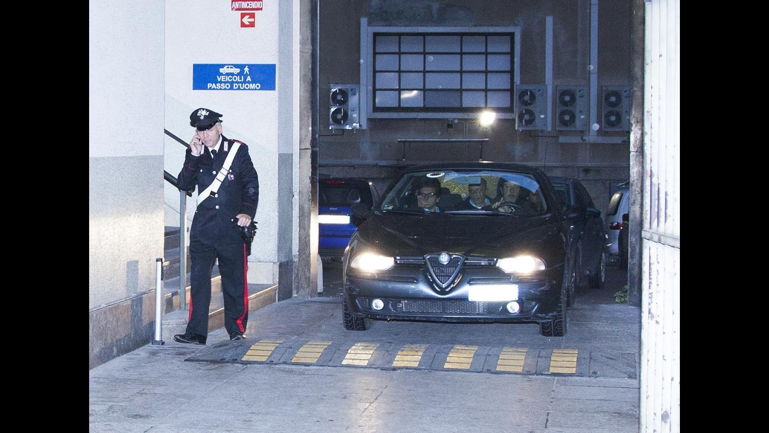 Confermati domiciliari per Sallusti, processo per evasione 6 dicembre