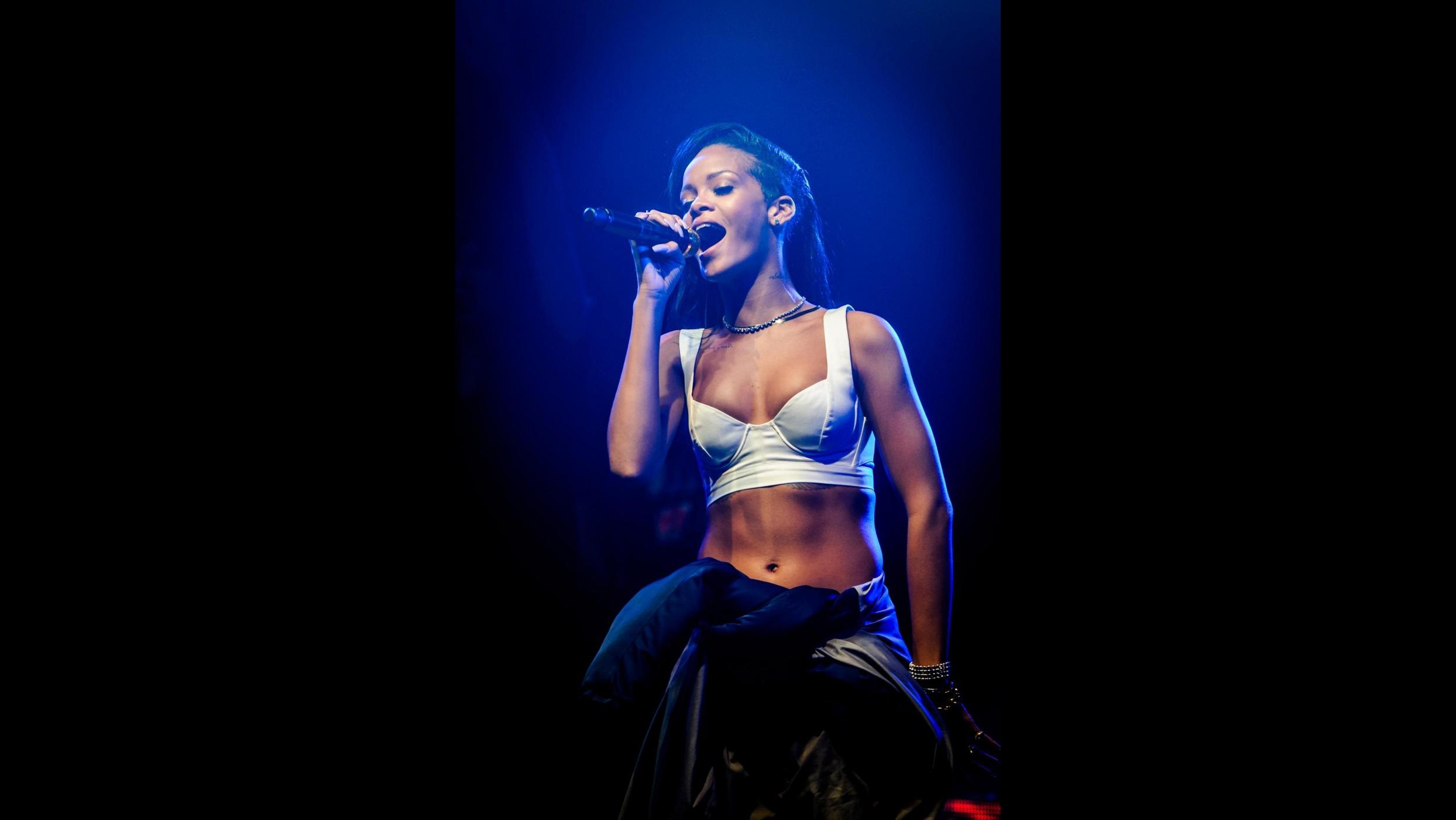 Rihanna rivela: ‘Stay’ sarà il secondo singolo di Unapologetic