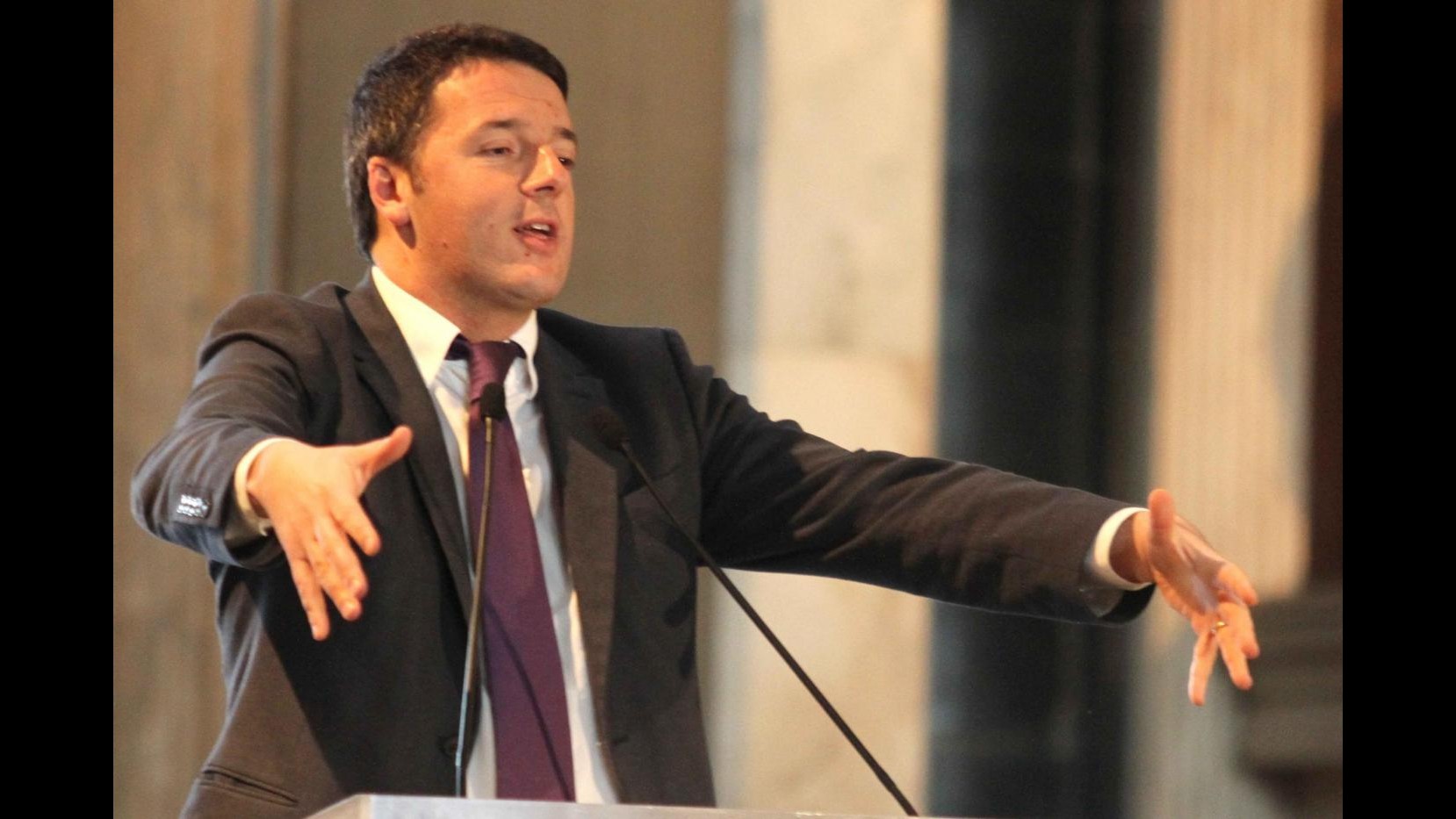 Renzi a direzione Pd: Letta giochi a carte scoperte. Il premier: Non voglio galleggiare