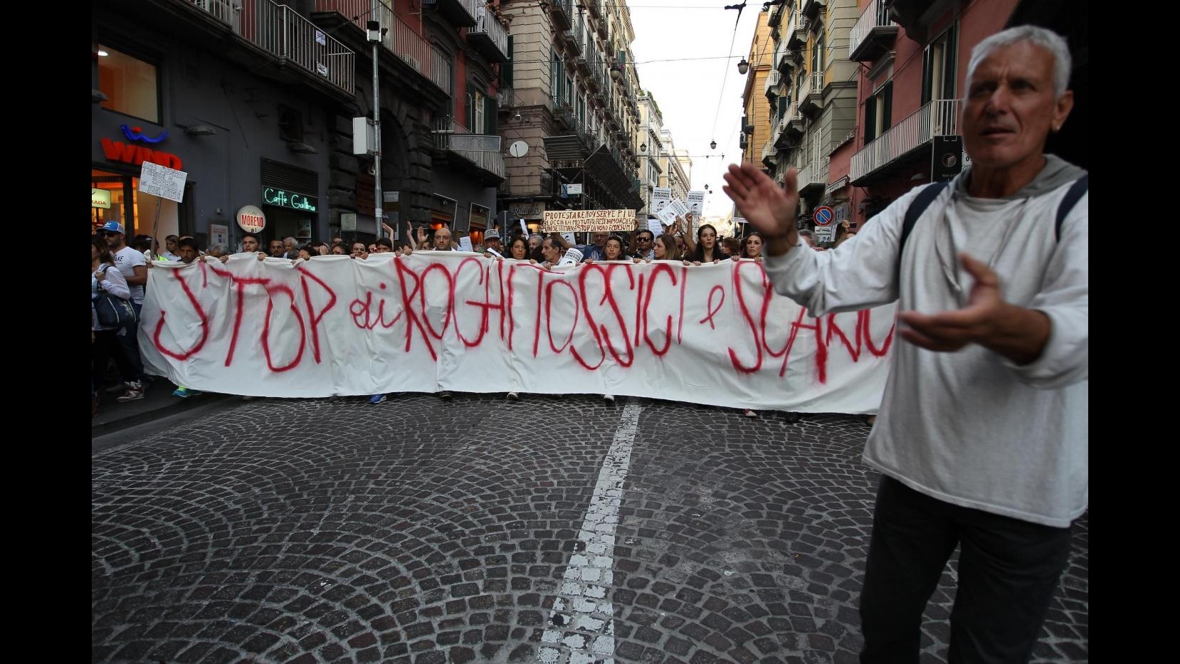 Senato approvato decreto su Terra dei fuochi e Ilva: è legge