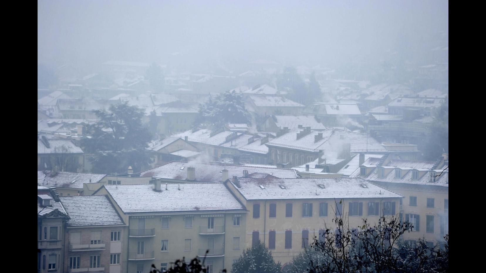 Maltempo, nuova allerta per neve in Lombardia e pioggia in Liguria