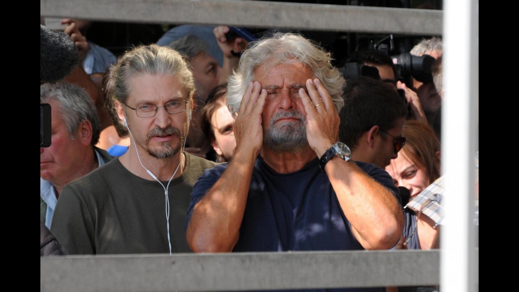Grillo: Monti è energumeno anticostituzionale, qualcosa di mai visto
