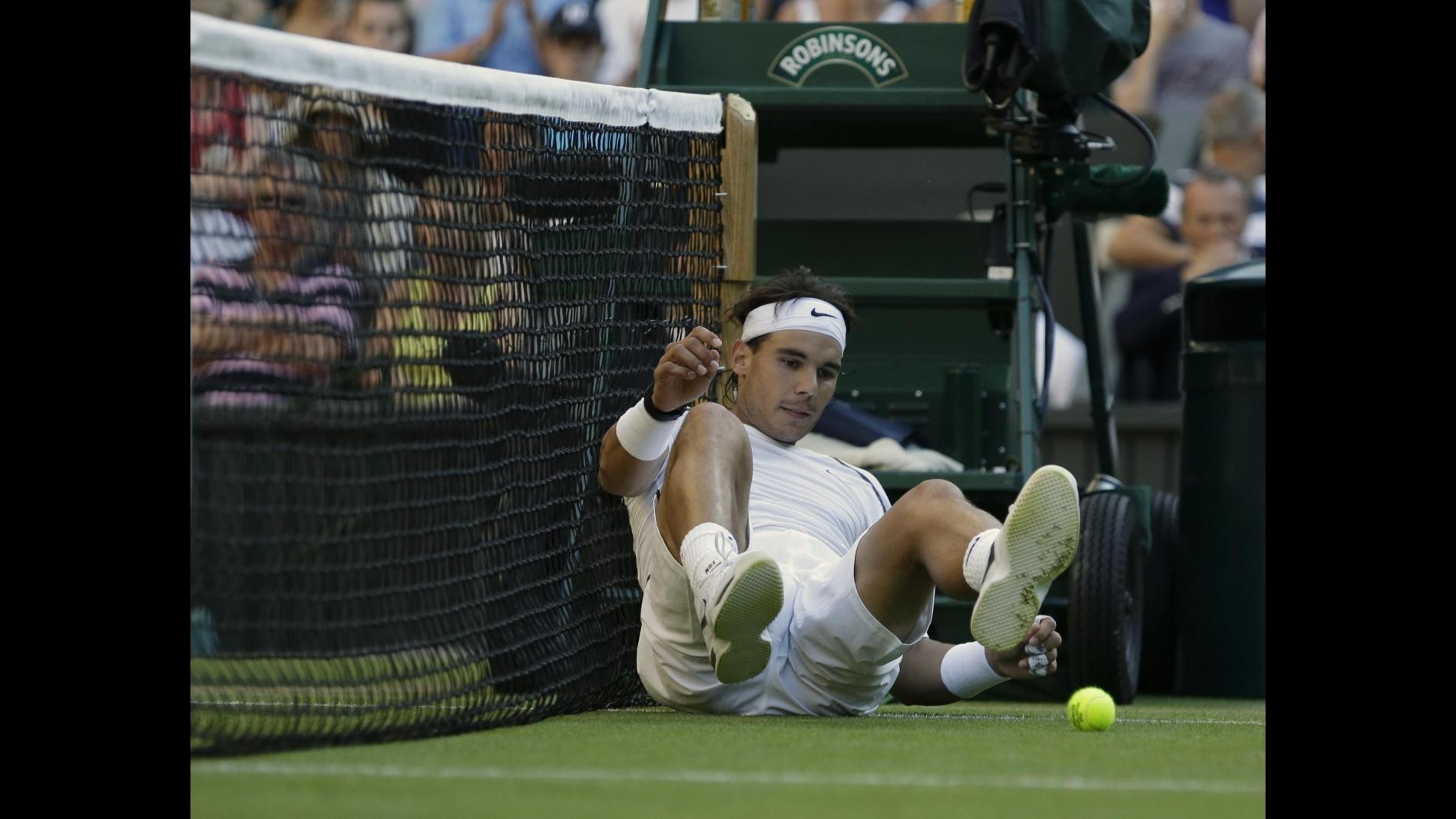 Tennis, slitta rientro Nadal non sarà ad Abu Dhabi causa virus