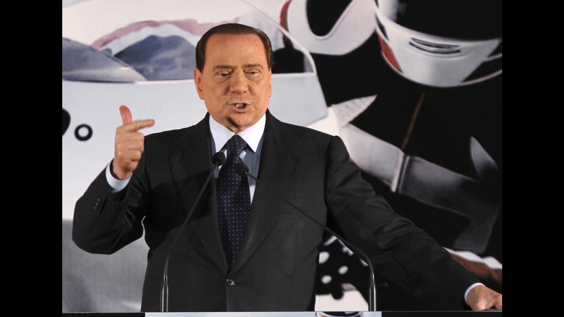 Berlusconi: Matrimoni gay? Un’amenità di cui si occupa la sinistra