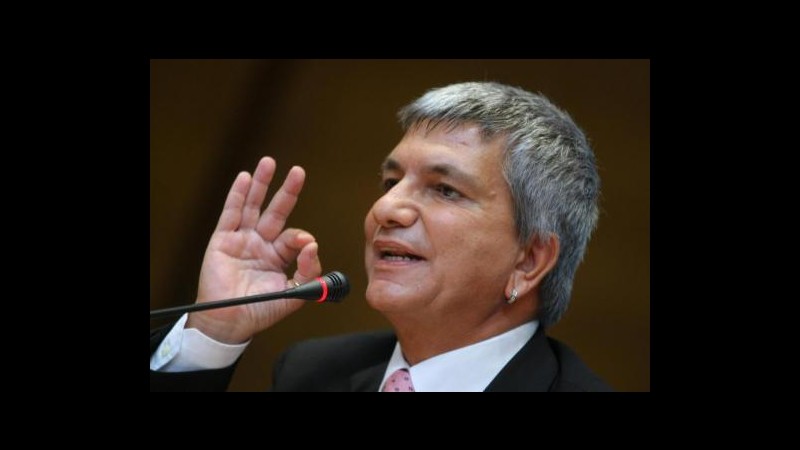 Vendola: Per sganciare Sel dal Pd ci vorrebbe un esorcista