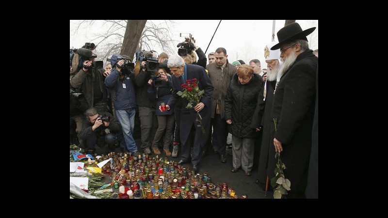 Ucraina, Kerry: Russia cerca un pretesto per invadere