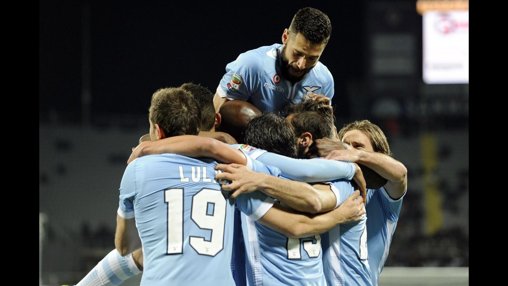 Serie A, a Reja basta un gran gol di Cana: Lazio espugna Firenze 1-0