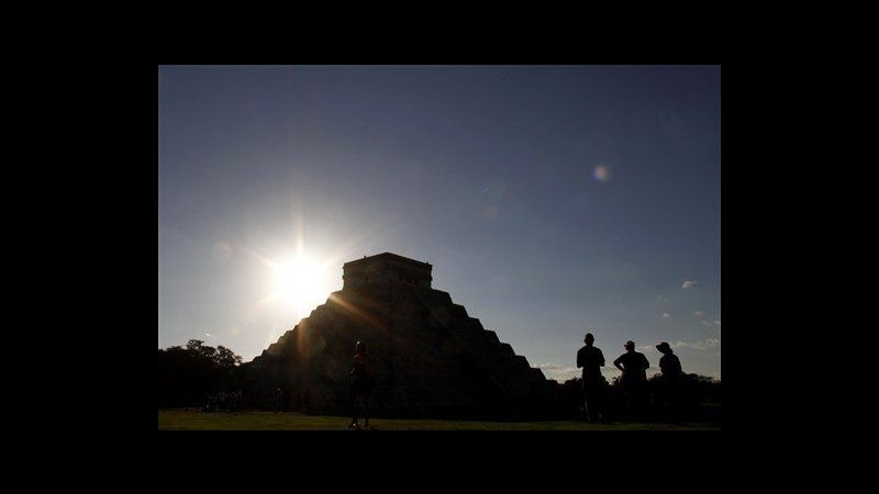 Messico, folla dà benvenuto a nuova era al sito maya di Chichen Itza