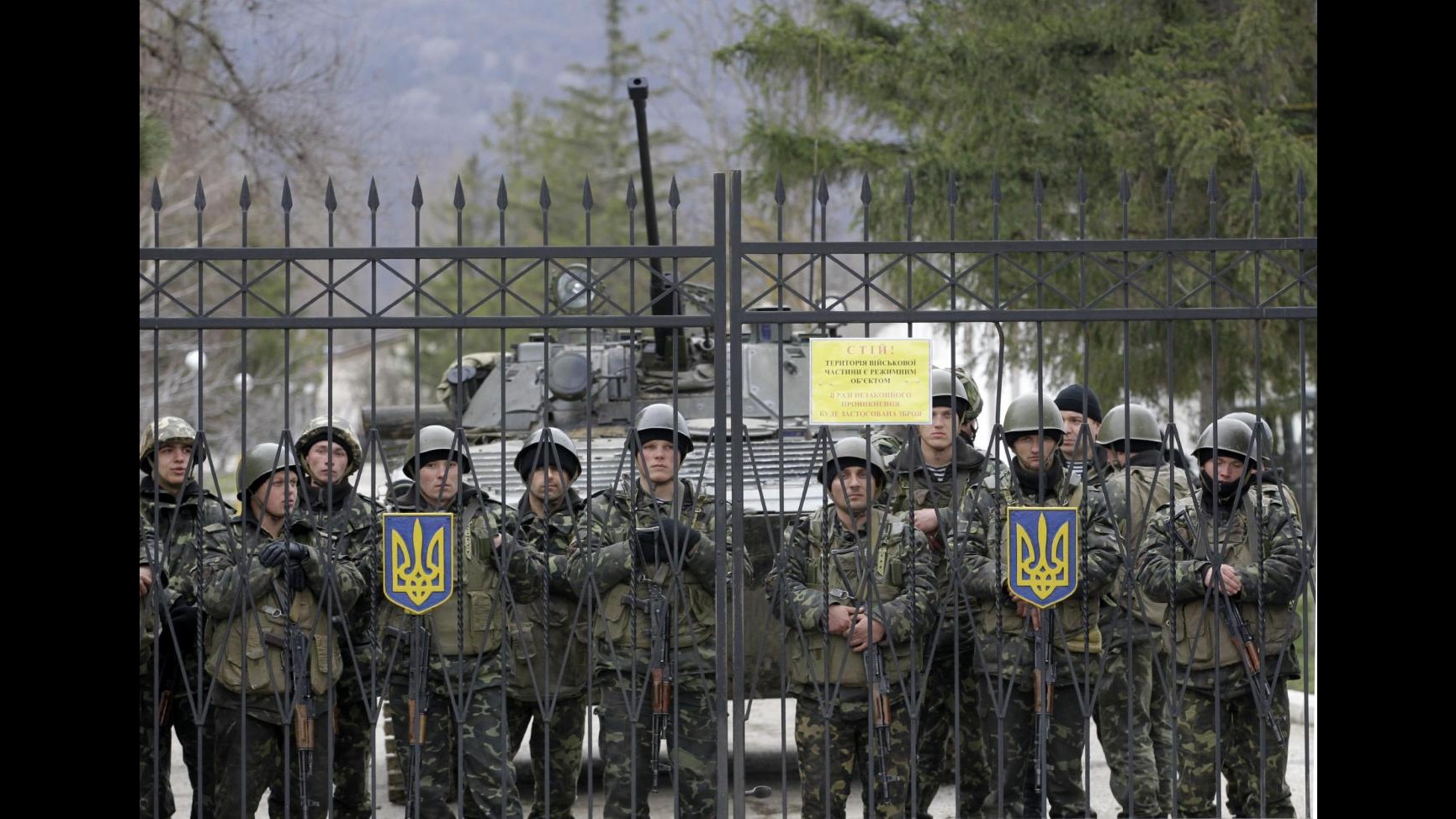 Ucraina, premier:  Sull’orlo del disastro. Kerry: Russia rischia posto nel G8