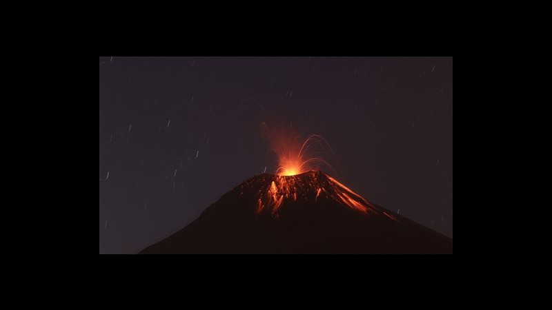 Ecuador, ceneri vulcano Tungurahua provocano disturbi a residenti zona