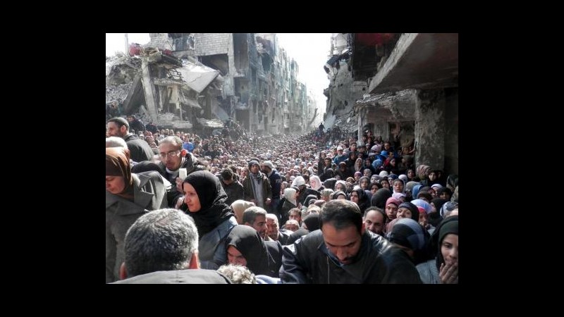 Siria, tragedia senza fine nel campo profughi di Yarmouk