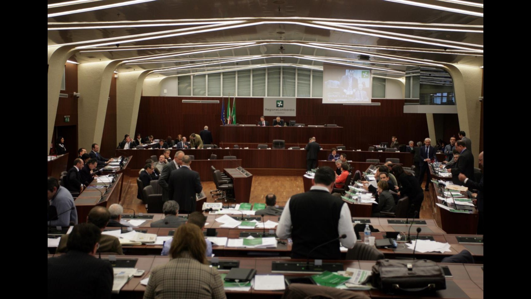 Lombardia, altri 37 indagati per rimborsi tra consiglieri Pdl e Lega
