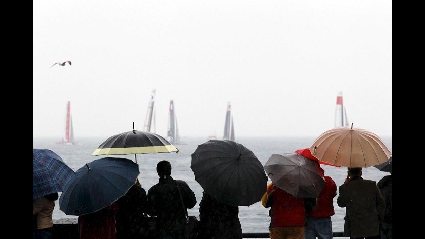 Meteo, in arrivo weekend di maltempo: pioggia e forti venti
