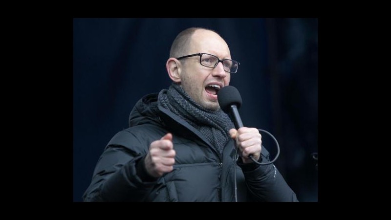 Ucraina, Arseniy Yatsenyuk nuovo primo ministro