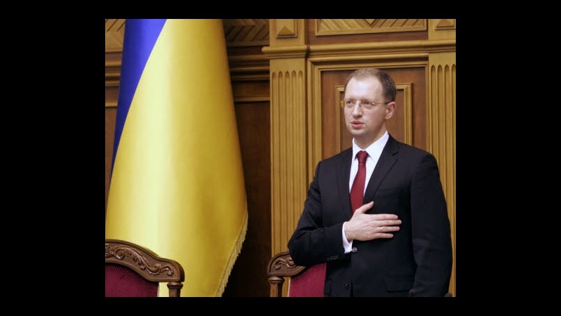 Ucraina, proposto come premier Arseniy Yatsenyuk