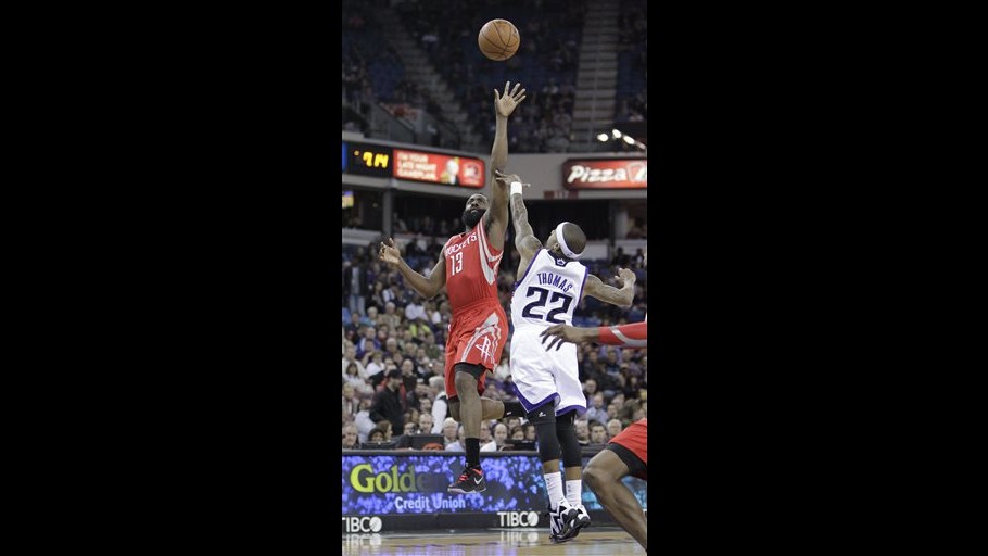 Nba, Indiana domina i Lakers. Harden lancia Houston, Toronto prosegue momento magico