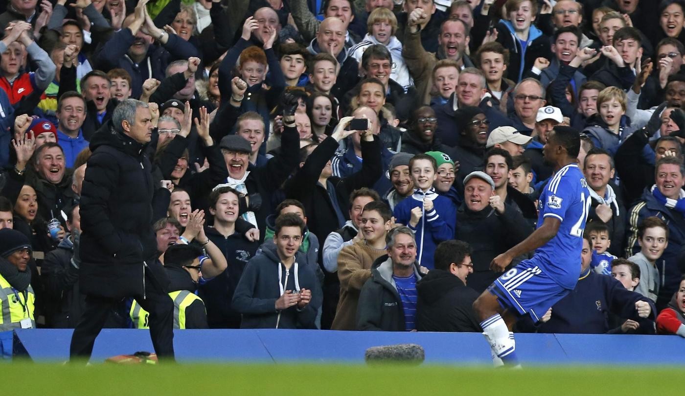 La gaffe di Mourinho: Eto’o? Ha 32 anni o forse 35. Poi attacca i giornalisti: Imbarazzanti
