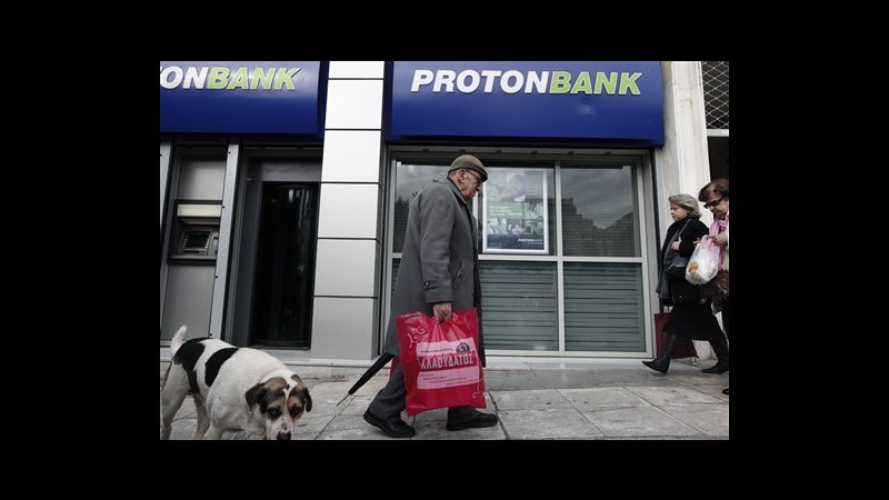 Grecia, Moody’s: Improbabile controllo crisi senza altri tagli debito
