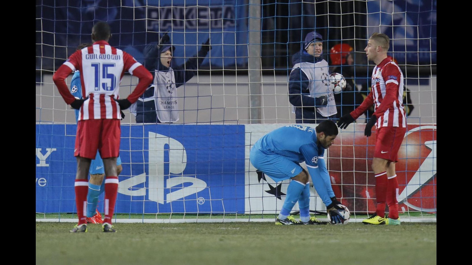 Liga: Crollo Atletico Madrid con Osasuna, Real resta in vetta da solo