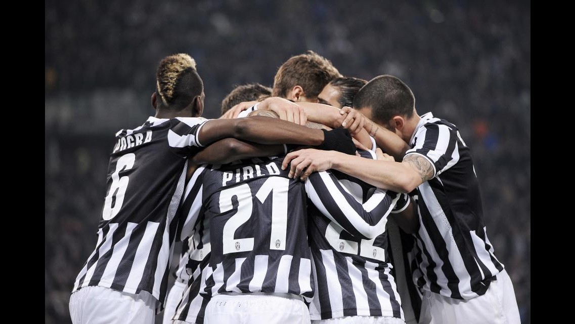 Serie A, Juve fa suo il derby tra le polemiche: Tevez mata il Toro