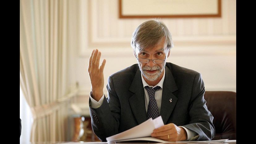 Governo, Delrio: Nessuna patrimoniale ma non si esclude tassa sui Bot