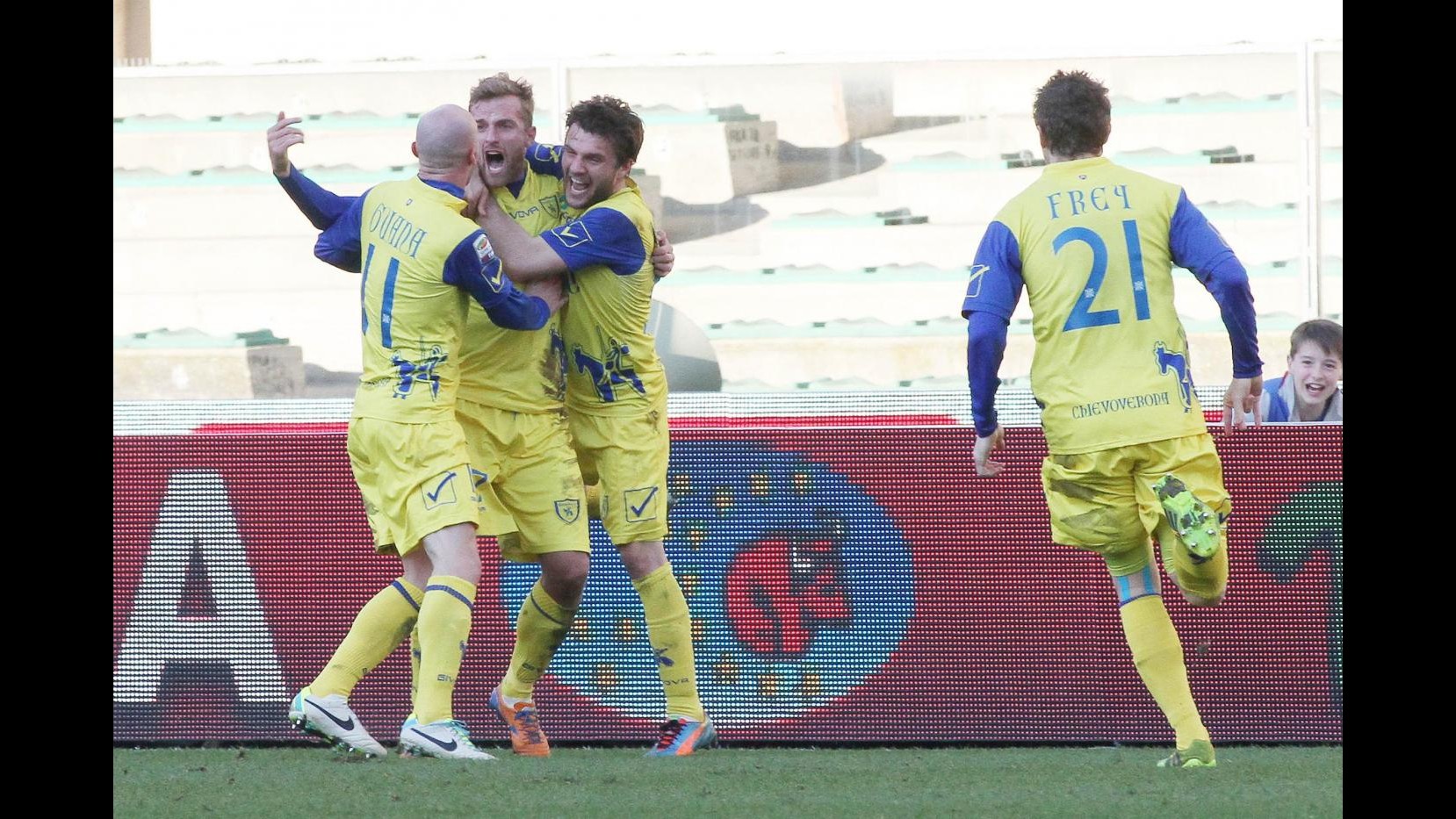 Serie A, Chievo vince sfida salvezza con Catania: 2-0 al Bentegodi