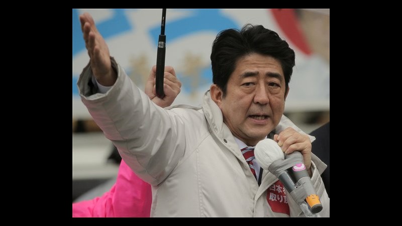 Giappone, liberaldemocratici di Shinzo Abe vincono elezioni