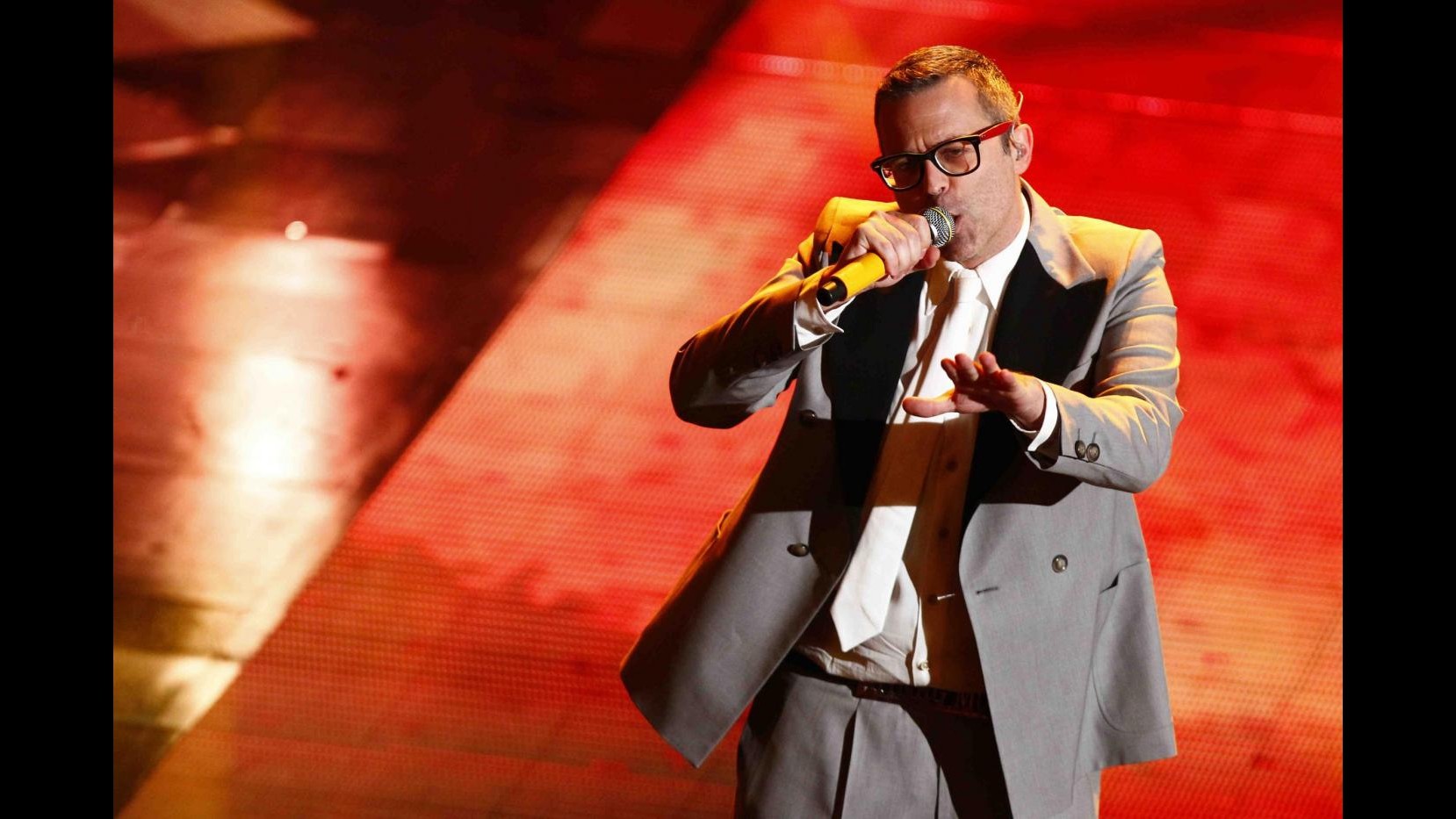 Sanremo, Frankie Hi-Nrg: La rivoluzione parte dentro di noi