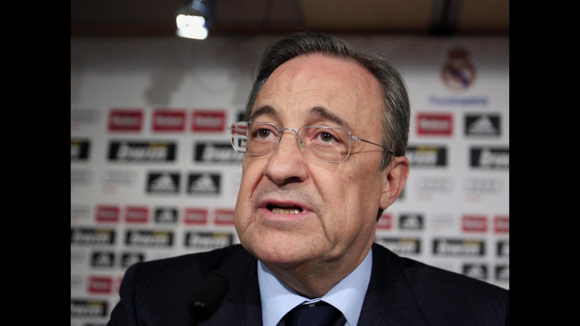 Florentino Perez difende Mourinho: E’ il miglior allenatore del mondo