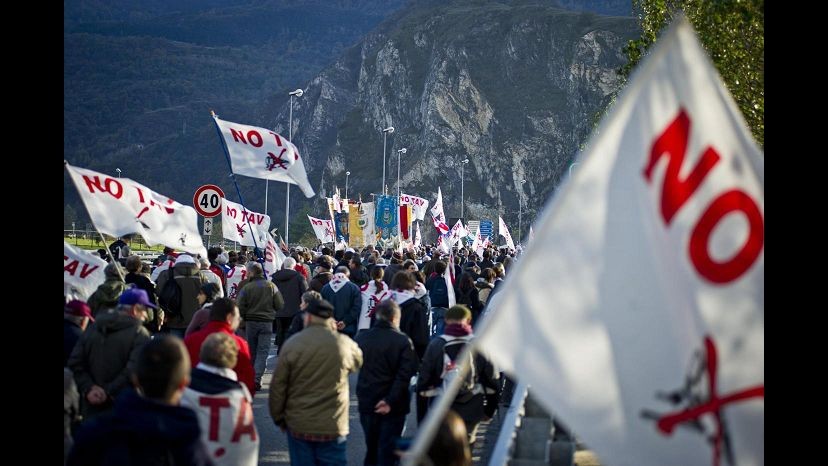 Tav, cortei in tutta Italia contro accusa di terrorismo rivolta ai militanti in arresto