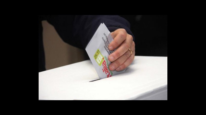 Lombardia, niente code a seggi primarie centrosinistra
