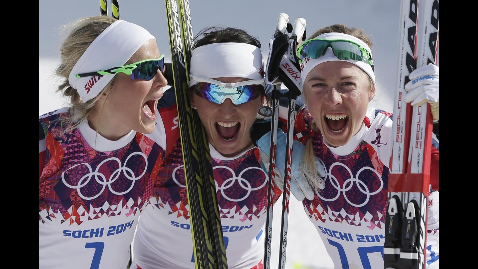 Sochi, sci nordico: tris Norvegia nella 30km donne, Bjoergen oro sempre più nella storia