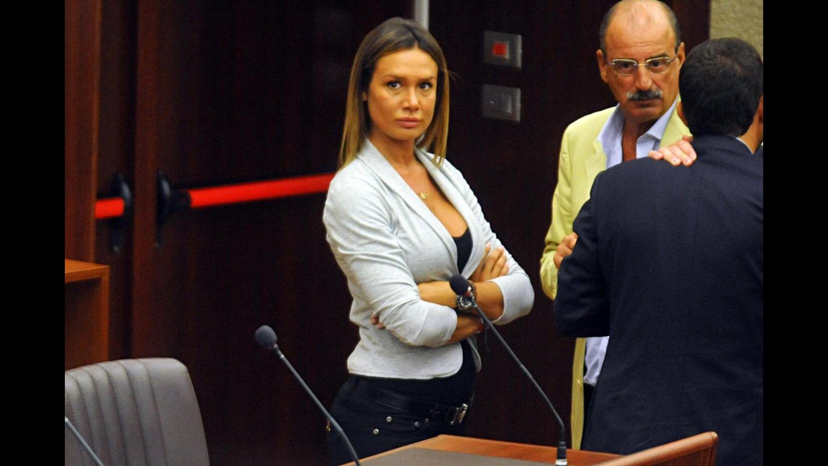 Lombardia, scandalo rimborsi: fra indagati anche Minetti e Bossi Jr