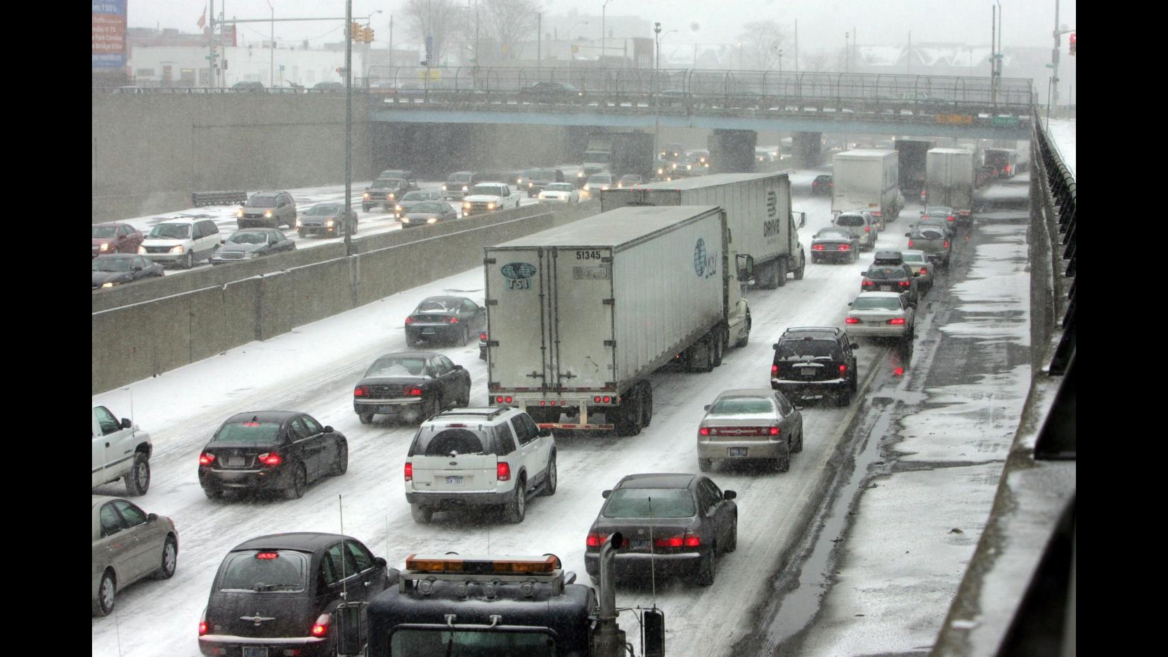 Maltempo, no particolari disagi su autostrade ma allerta rimane alta