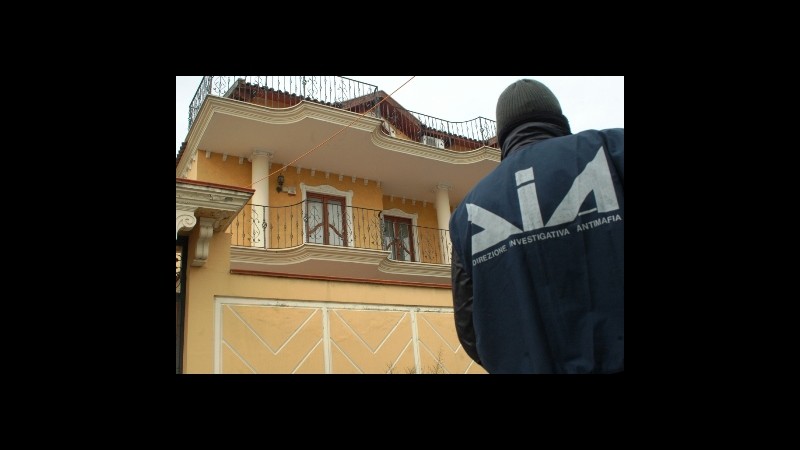Napoli, confiscati beni del boss Setola per 5 milioni