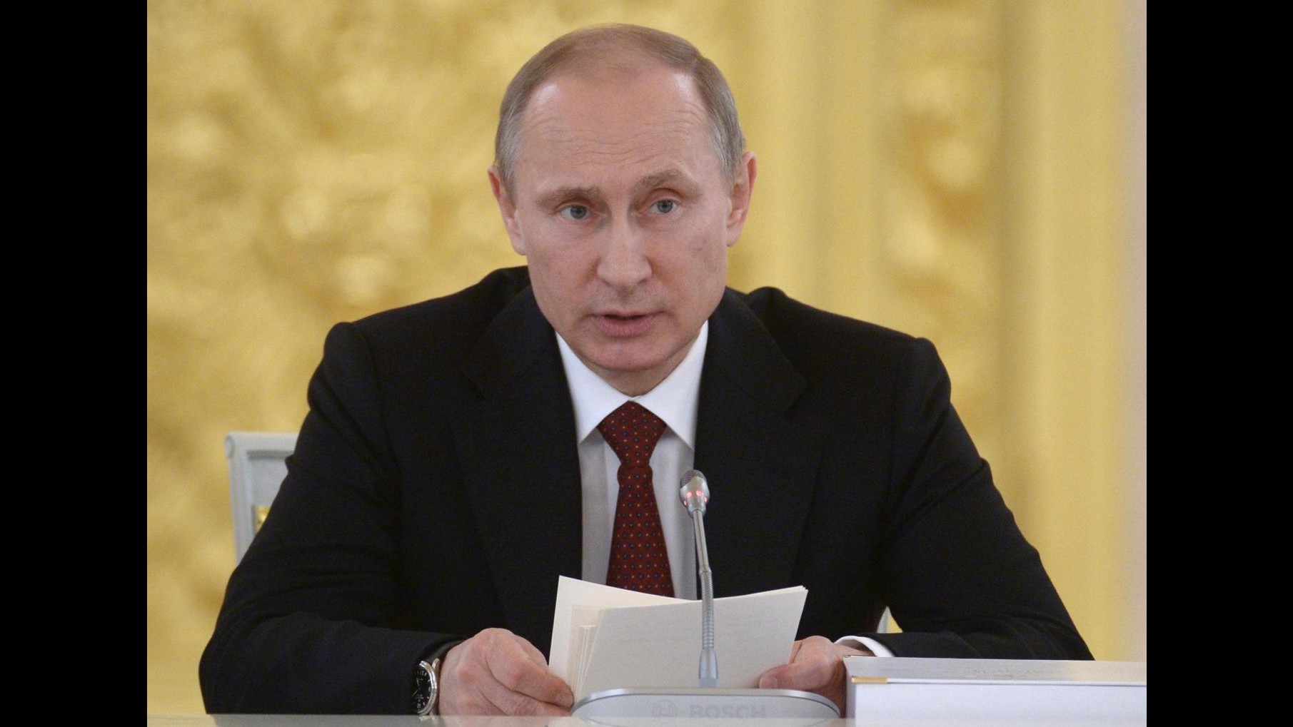 Russia, Putin: Creeremo nostro sistema di pagamento elettronico
