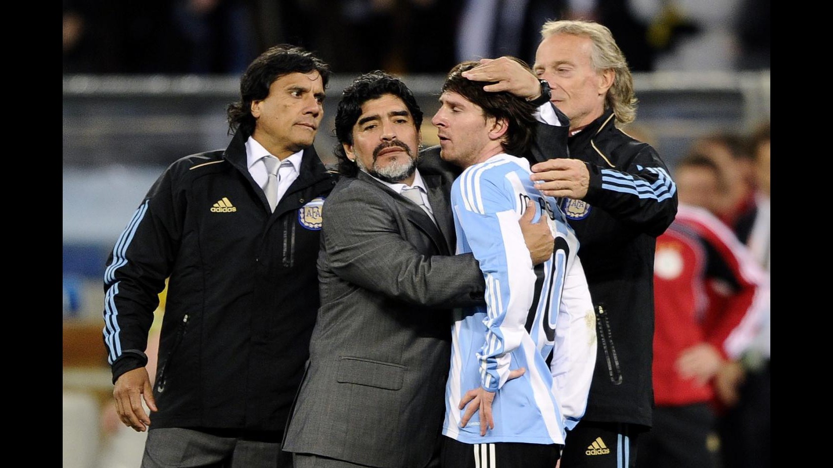 Maradona: Se il Bayern compra Messi diventa imbattibile e io sarò il vice di Guardiola