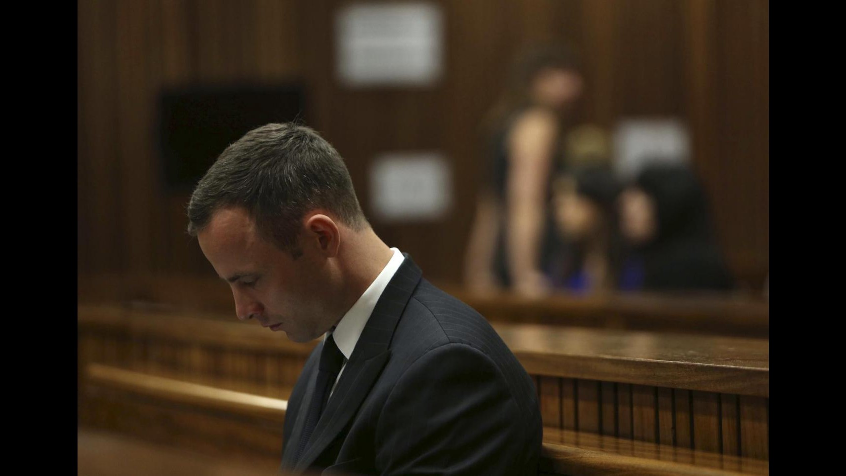 Pistorius, procura cede parola a difesa: processo aggiornato a venerdì