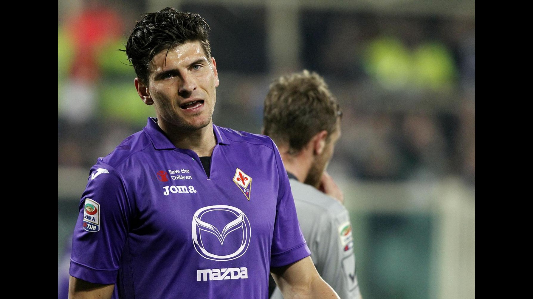 Calcio, Fiorentina: lesione legamento collaterale mediale per Gomez