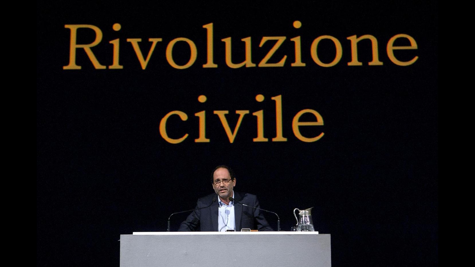Ingroia: Nella legge contro la corruzione ci sono parti pro-corruzione