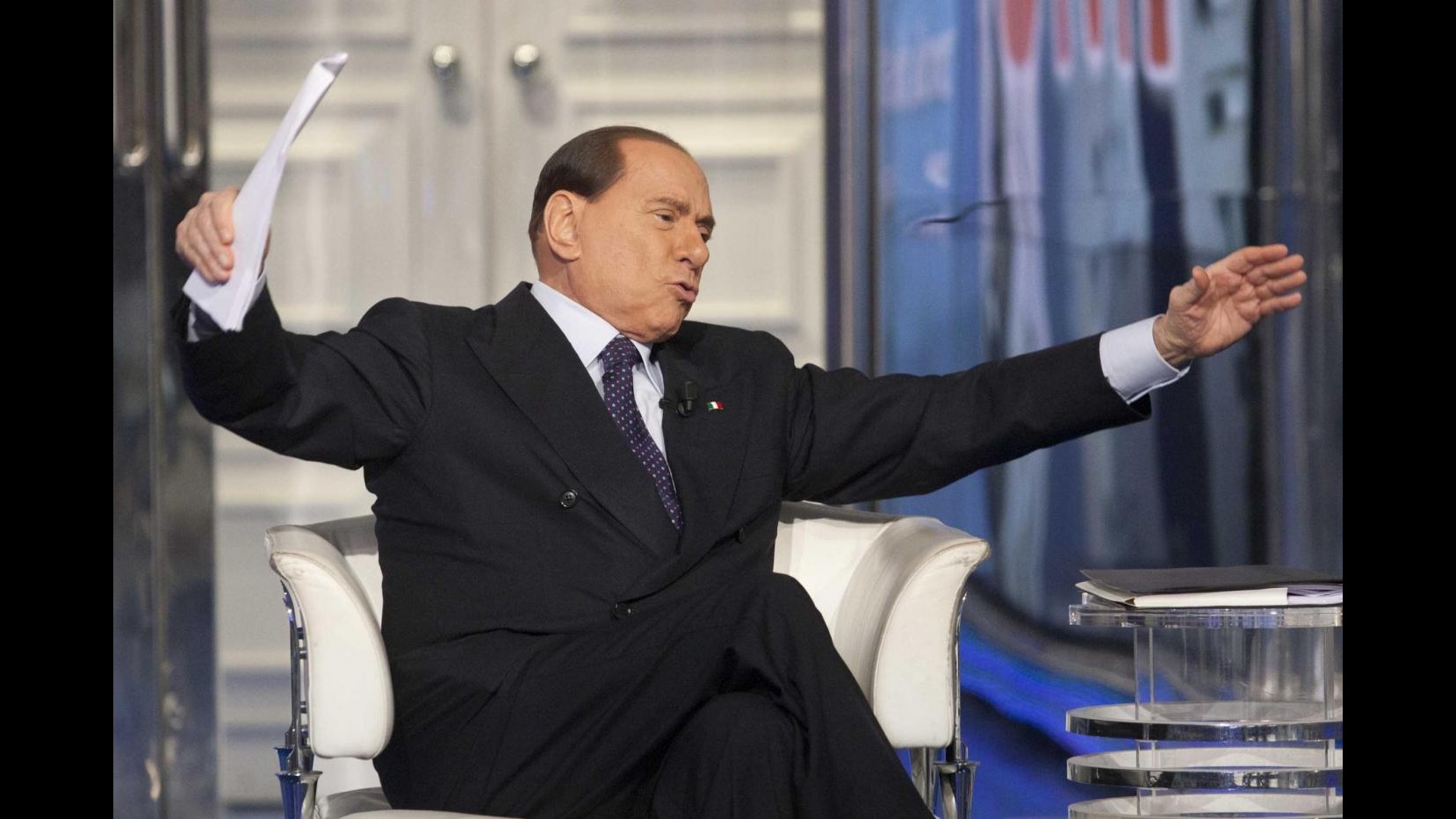 Berlusconi: No tasse a imprese per assunzioni tempo indeterminato
