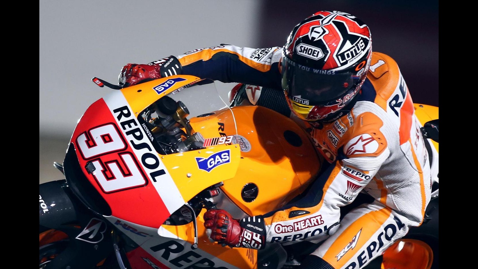 MotoGp, Qatar: prima pole è di Marquez, 4° Dovizioso. Rossi è decimo