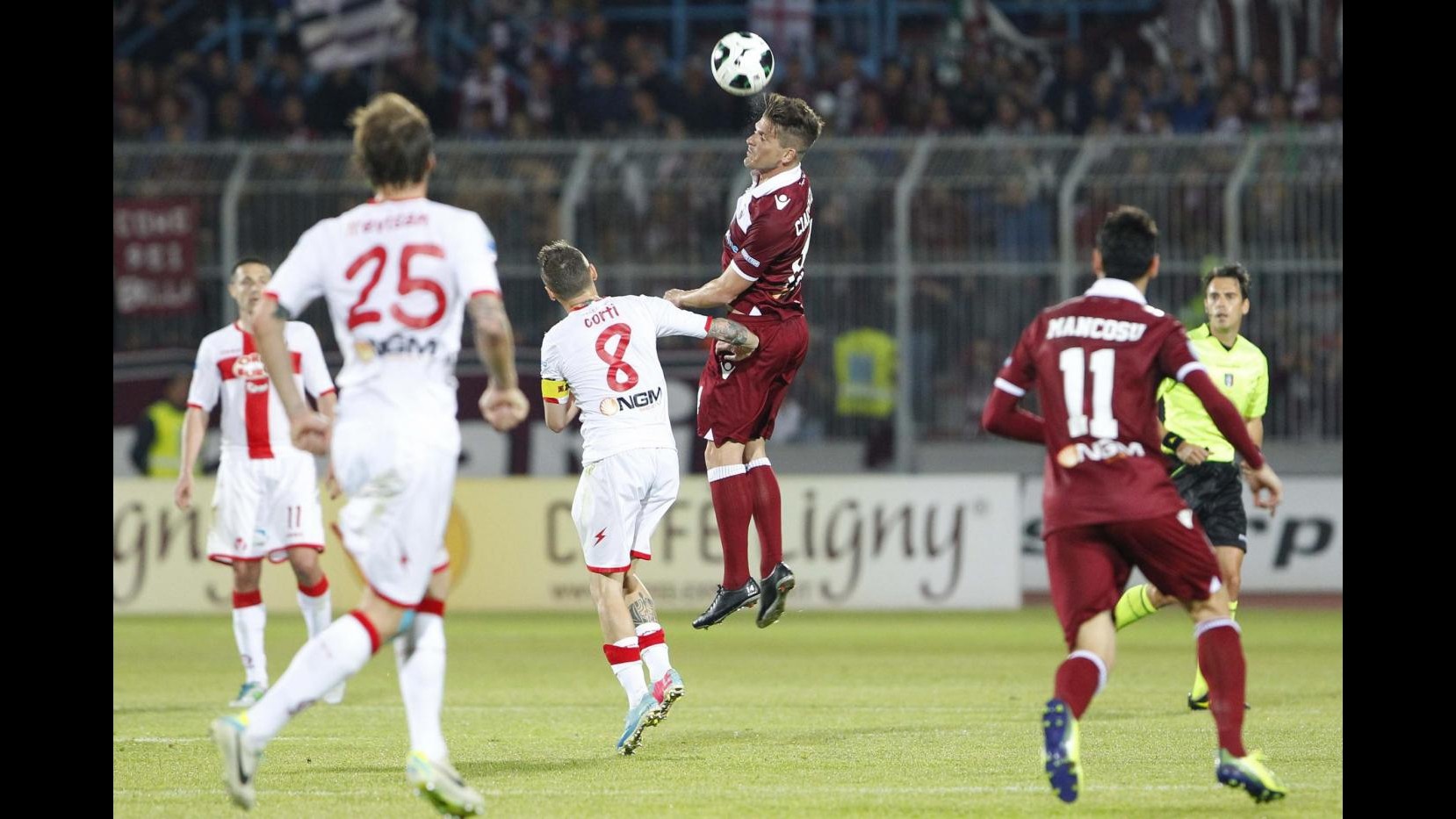 Serie B, Trapani-Varese 1-1. Rosina stende Avellino, Siena vola
