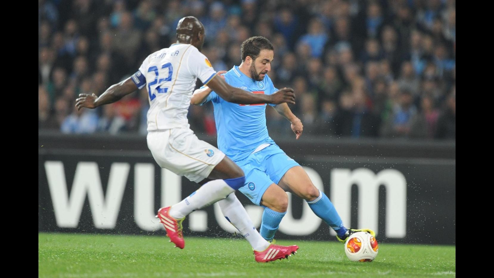 Calcio, Higuain: Napoli ha fatto buona gara, meritava qualificazione