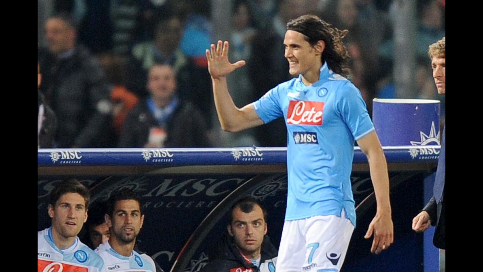 De Laurentiis blinda Cavani e sogna: Il Matador con Balotelli