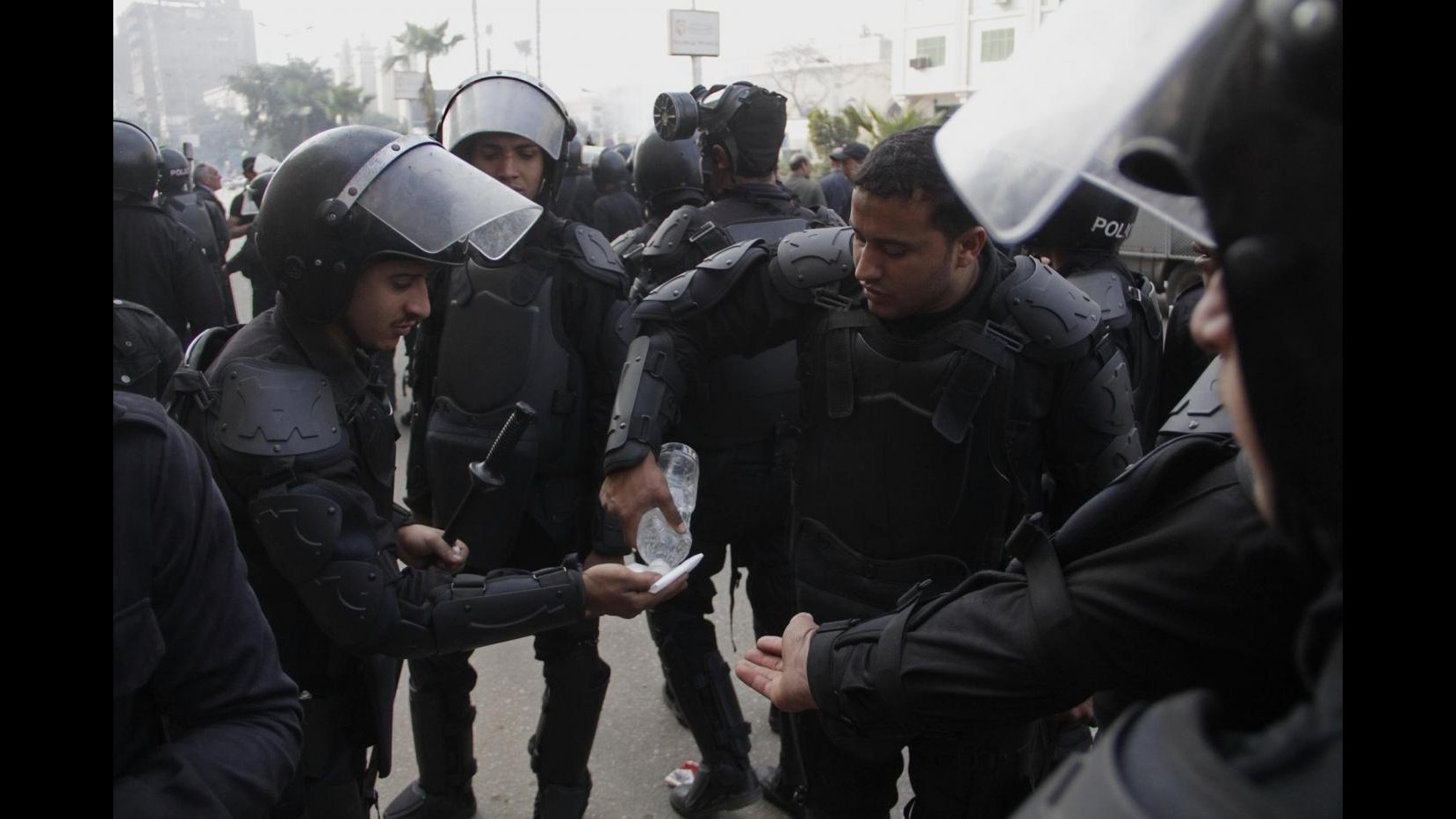 Egitto, 15enne muore in scontri tra pro-Morsi e forze ordine