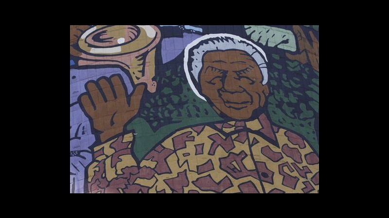 Sudafrica, Zuma: Condizioni salute Mandela continuano a migliorare